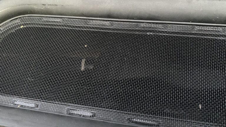 Wassereintritt im Beifahrer Fußraum