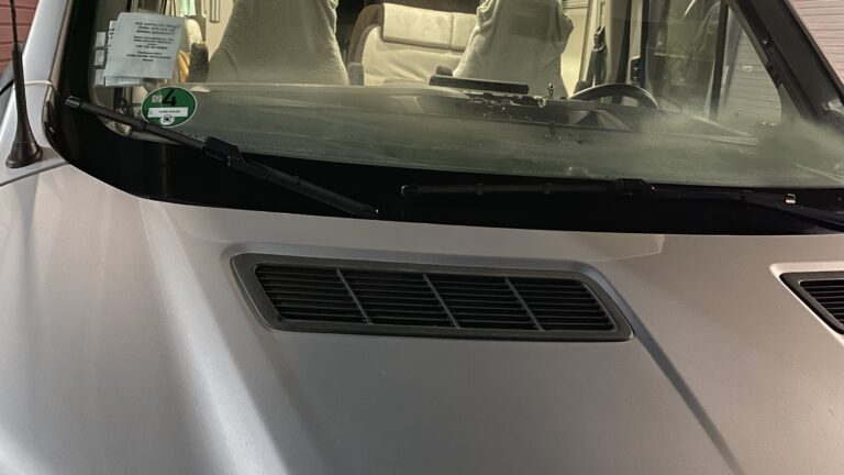 Wassereintritt im Beifahrer Fußraum